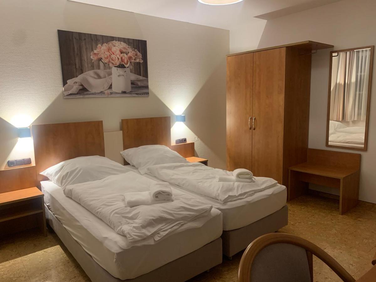 Hotel Gold´ne Krone Oppenheim Ngoại thất bức ảnh