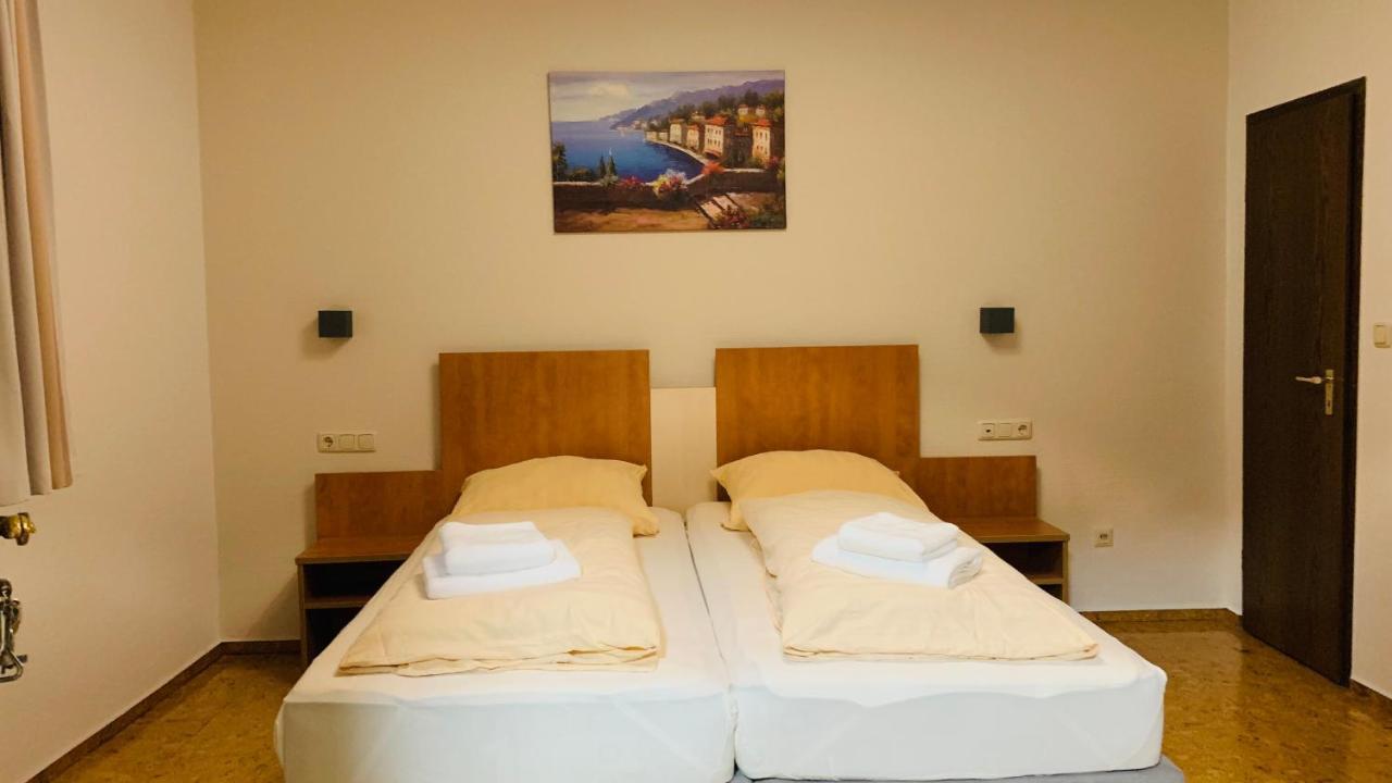 Hotel Gold´ne Krone Oppenheim Ngoại thất bức ảnh